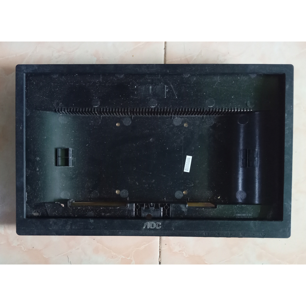 Casing Monitor Layar 16 Inch ( 15.6 Inch ) Led Panel