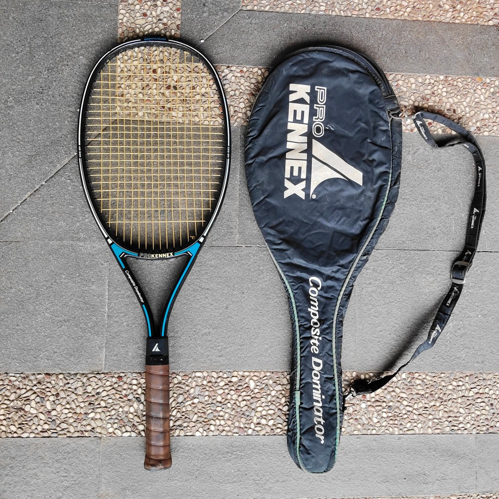 Raket Tenis Pro Kennex Composite Dominator