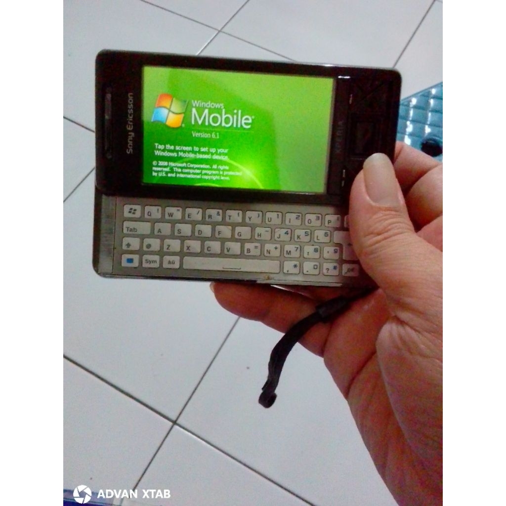 Sony Ericsson Xperia X1 Black version PDA Windows jadul langkah canggih antik Normal.