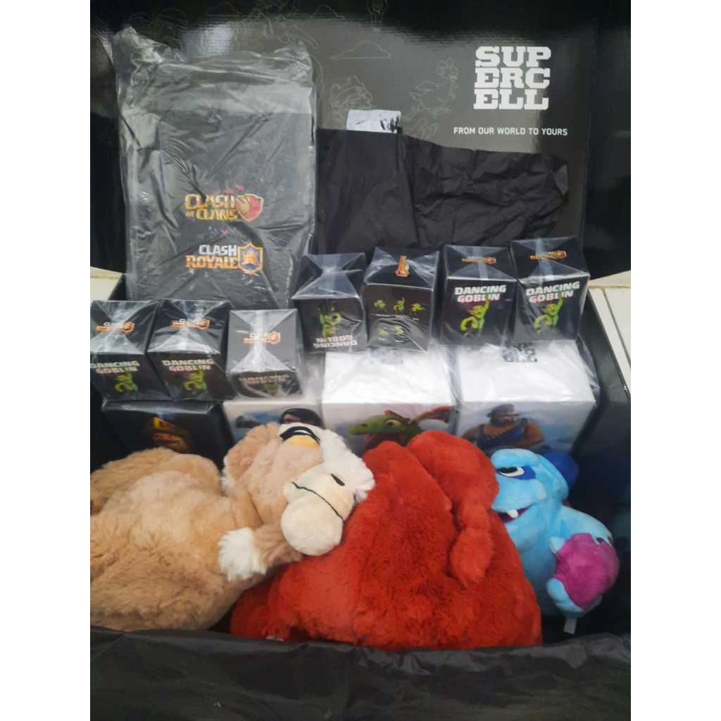 Supercell Creator Box VIP Merch Official - Clash of Clans Clash Royale - Rare Item" "Dancing Goblin 