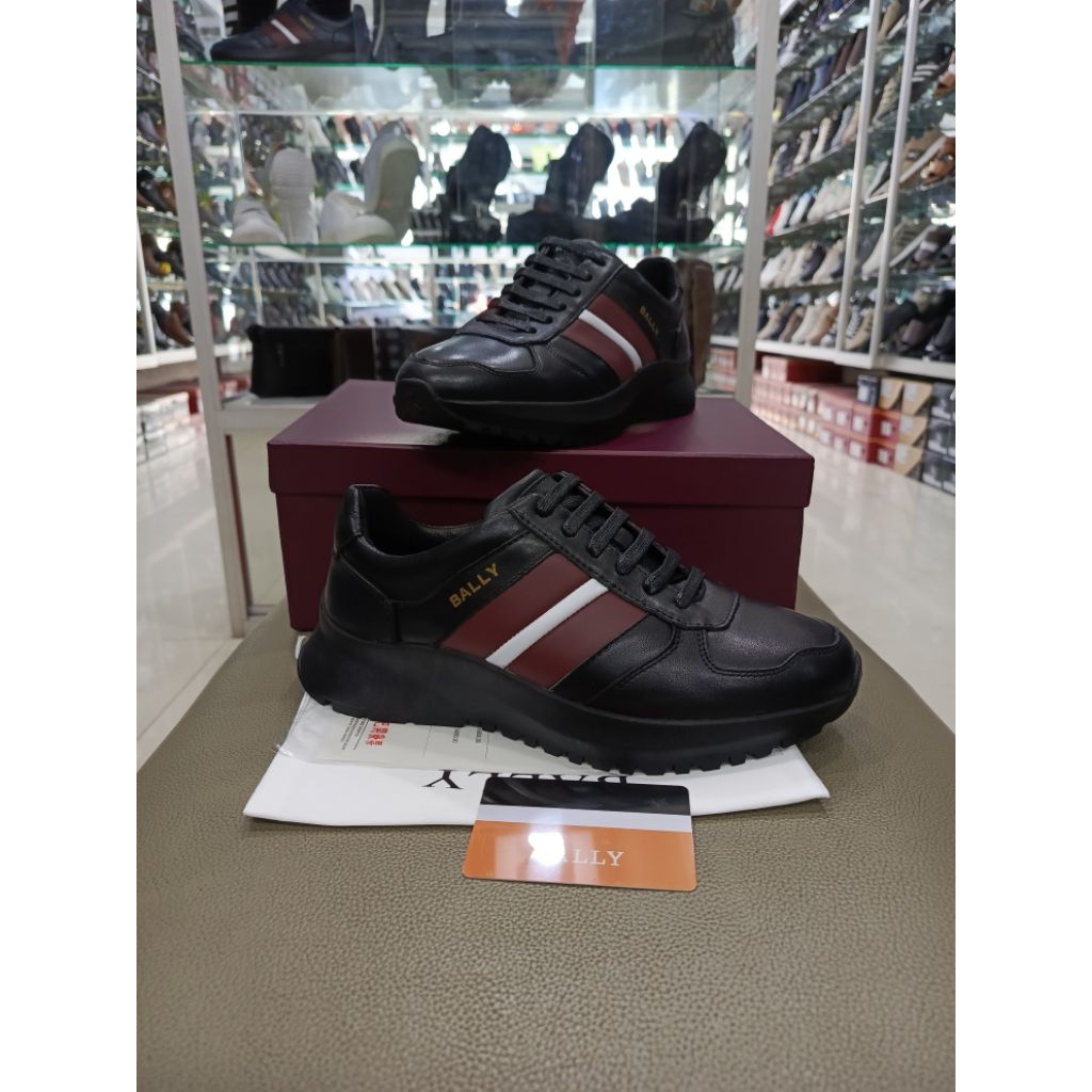 sepatu sneaker fip kuality pria sejati Jonggol