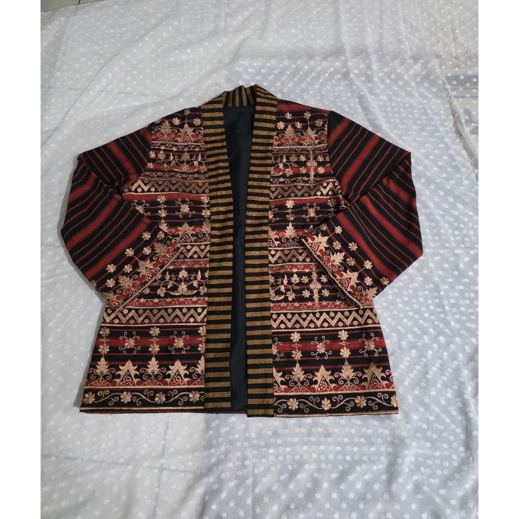 outer motif tapis bordir warna marun