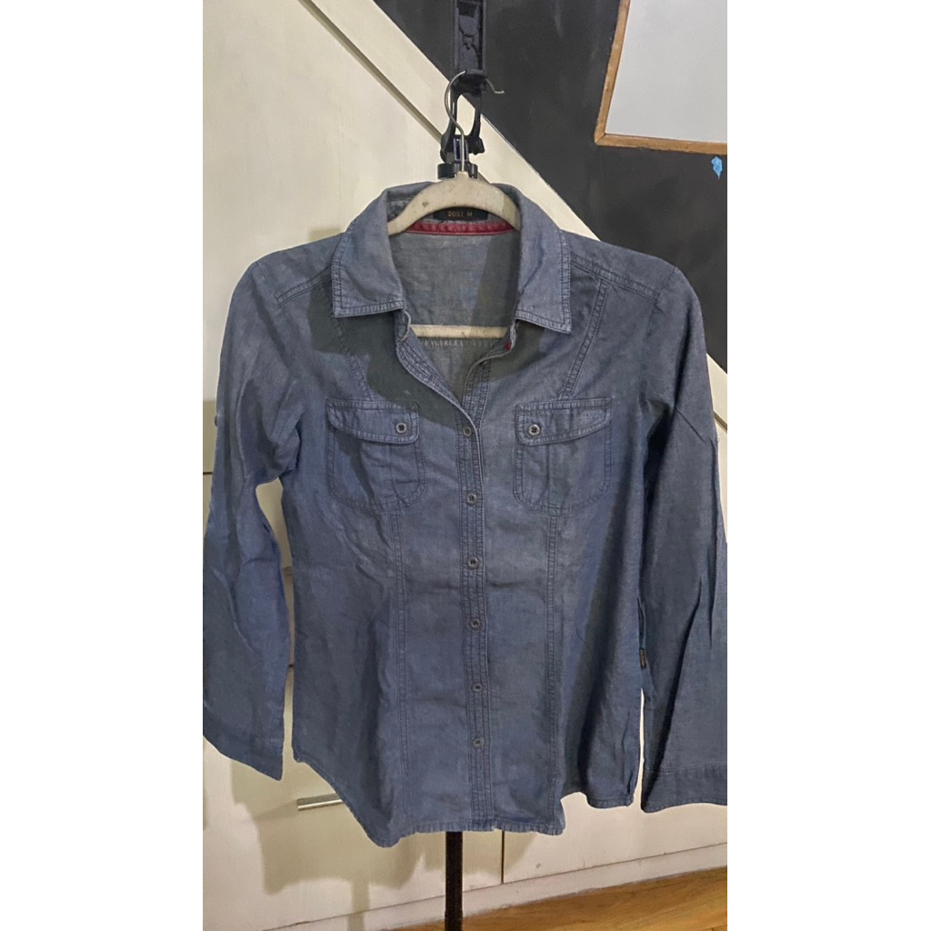KEMEJA DUST (preloved)