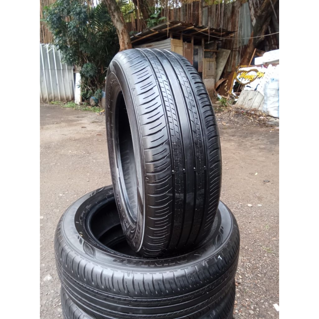 ban 215/60R17 DUNLOP ENASAVE