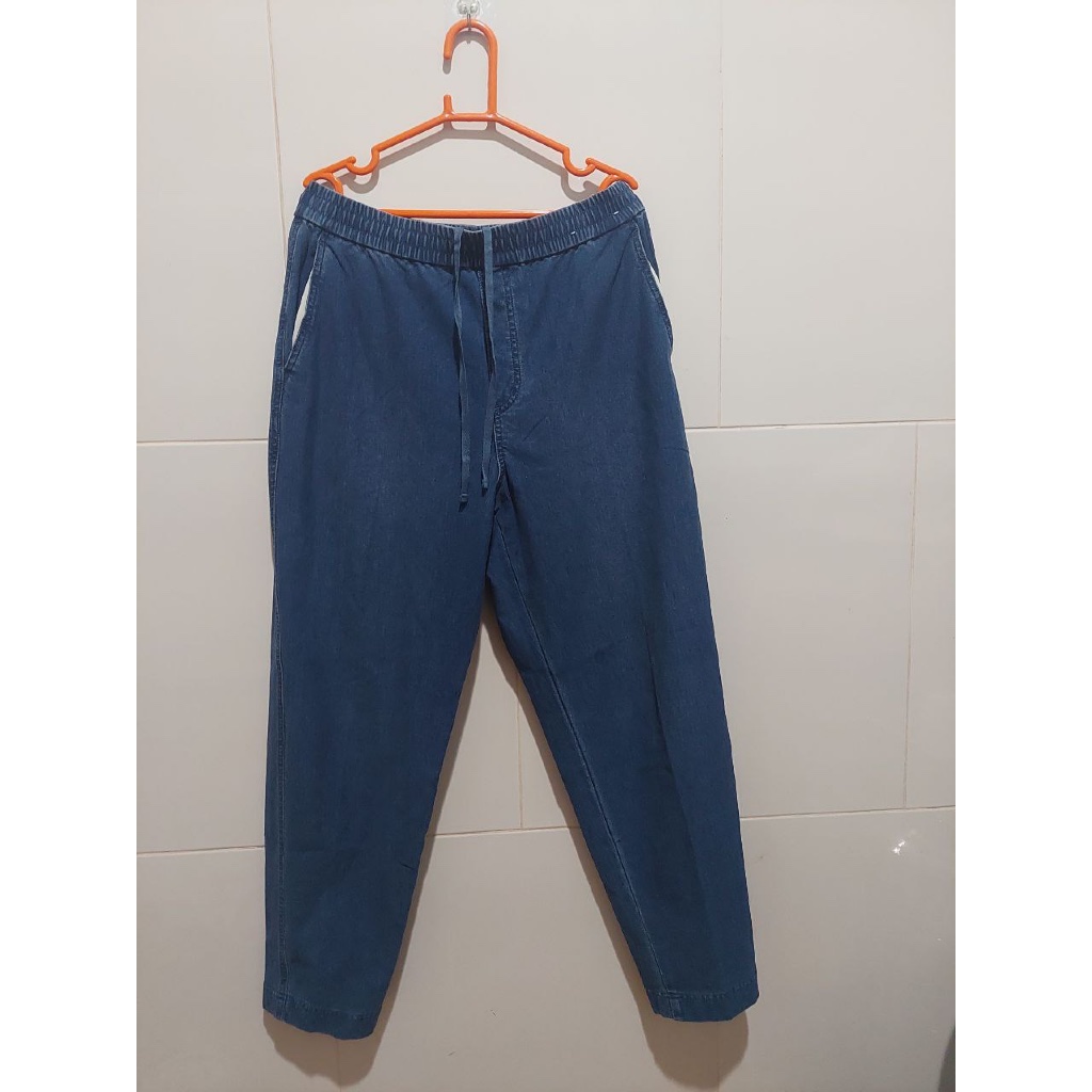 Preloved Celana Tapered Jersey Denim by Uniqlo