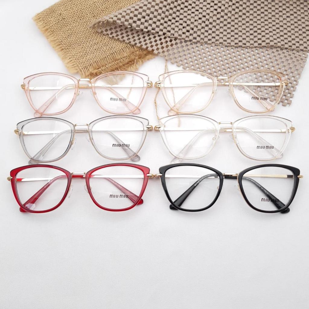frame kacamata cat eye wanita dengan batang frame besi