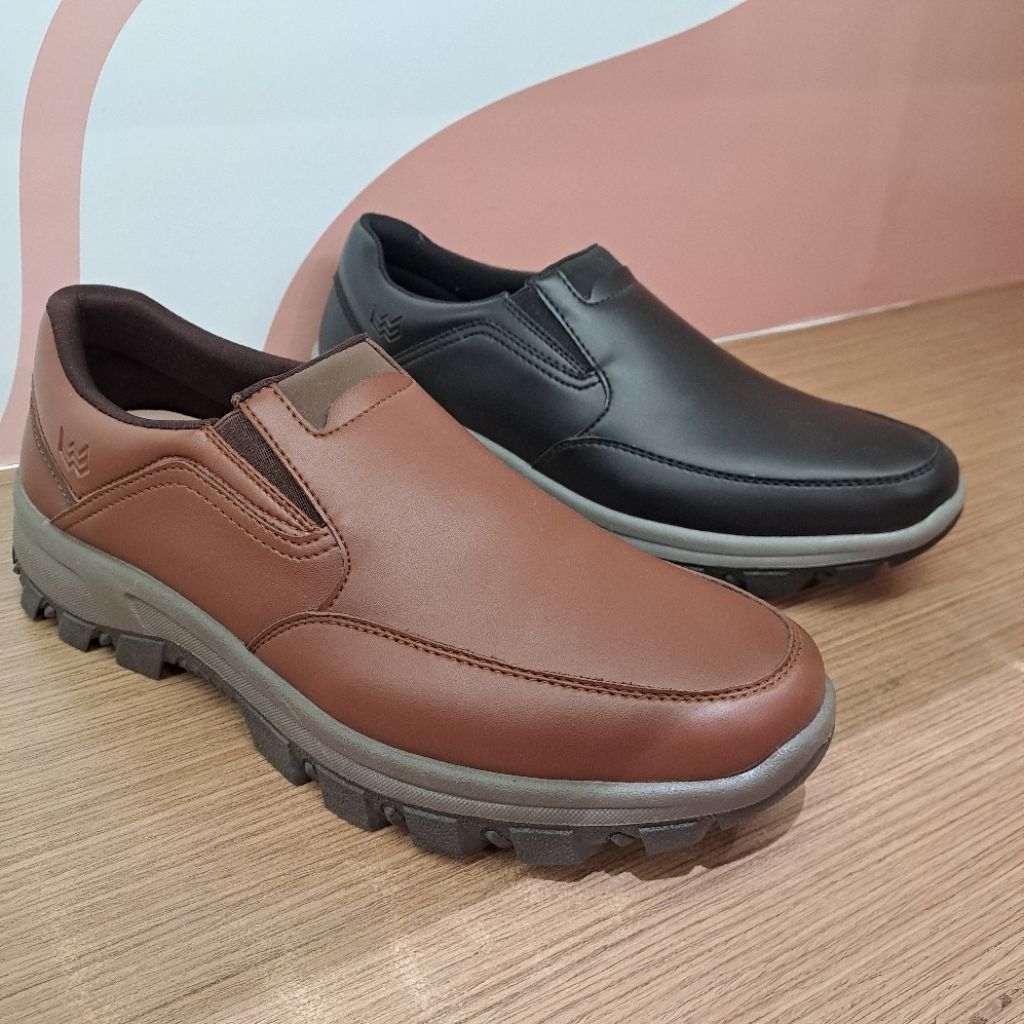 sepatu casual pria watchout