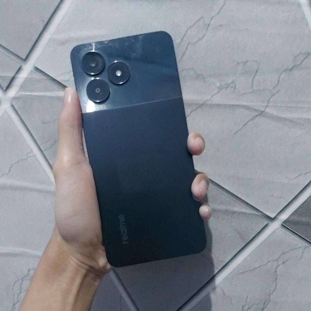 hp second realme c51nfc ram4 64gb hp plus sofe case saja