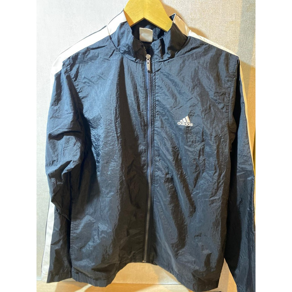 Jaket Olahraga Pria Adidas Men’s Running Jacket Hitam Bagus Murah