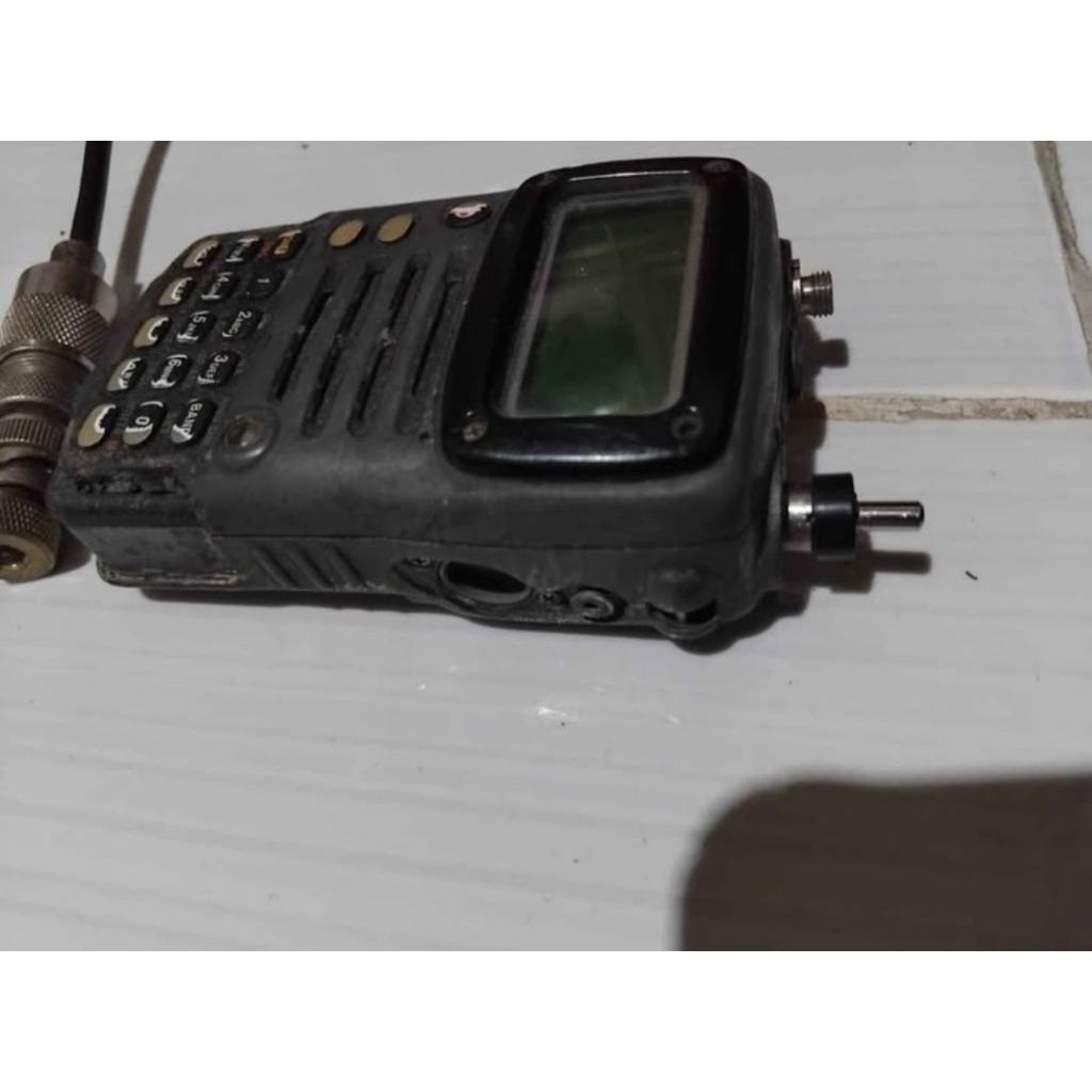 Yaesu VX 7