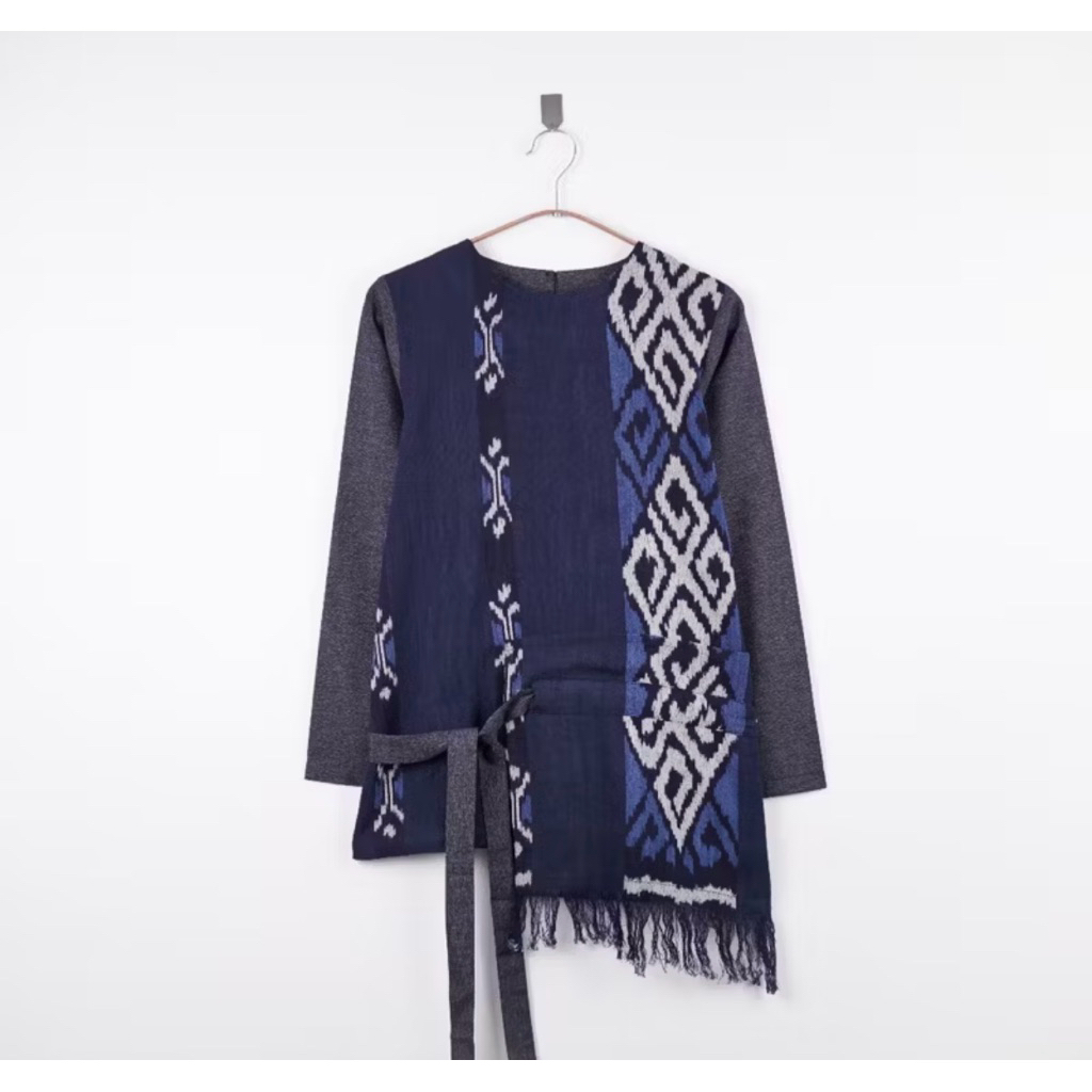 Preloved Batik Tenun La Rosa Lengan Panjang