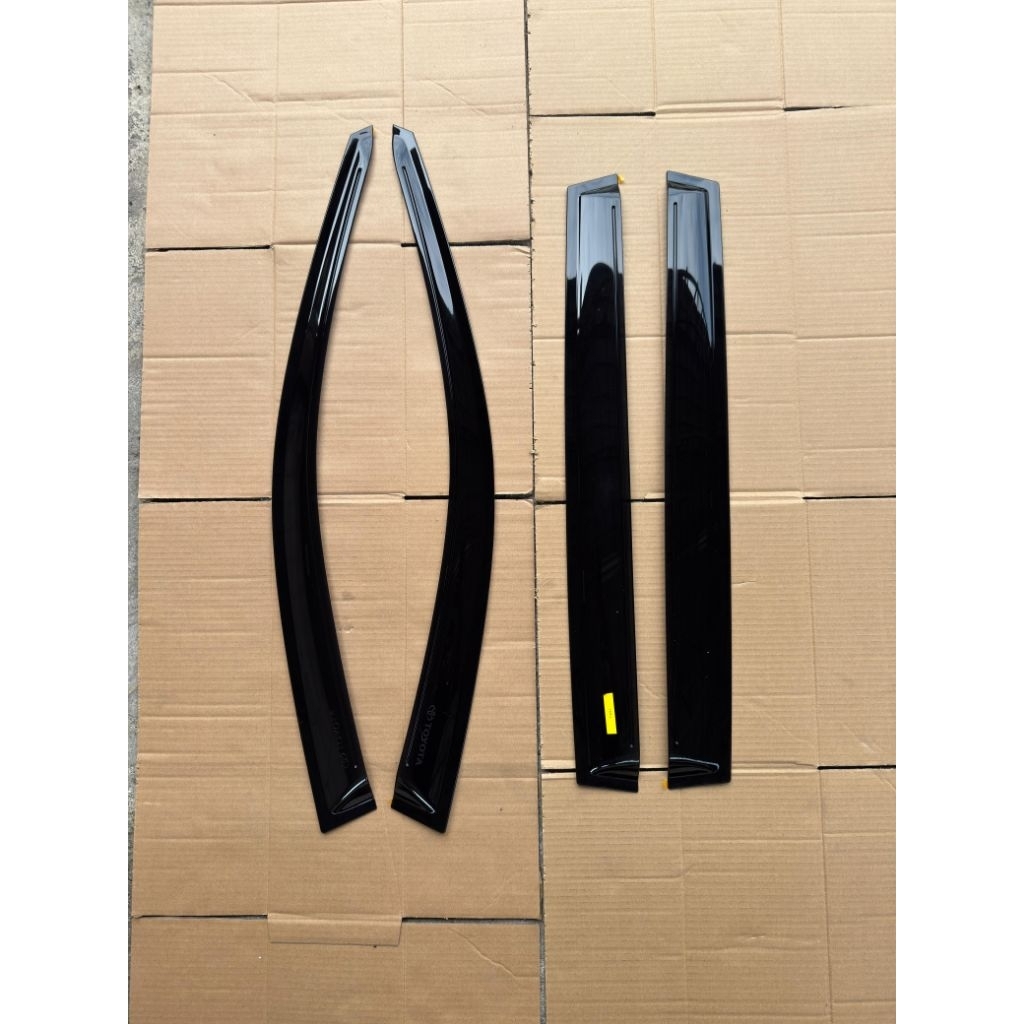 SIDE VISOR SET / TALANG AIR TOYOTA AVANZA LAMA ORIGINAL PZ033-BZ002