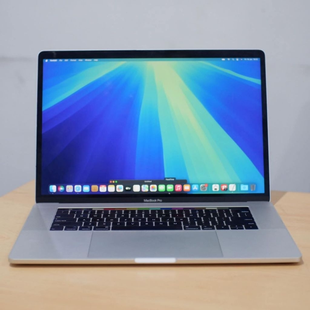 Macbook Pro 15 Touchbar 2018 Intel Core i7