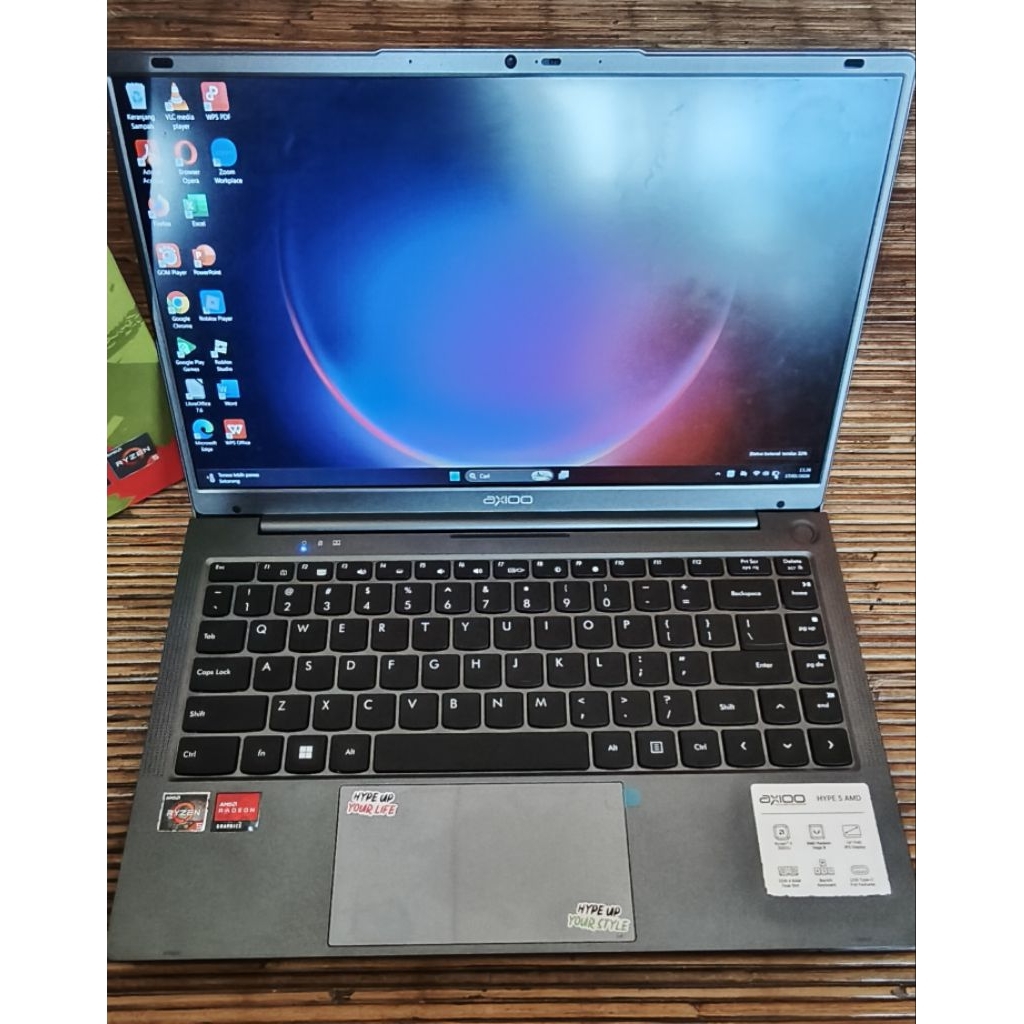 Laptop AXIOO HYPE 5 AMD Ryzen 5 3500U like new