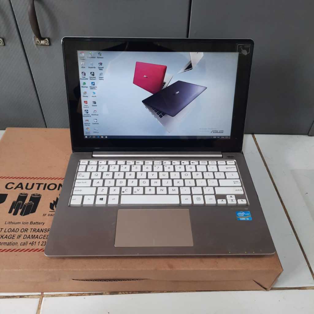 Notebook Asus X202E, Intel Core i3 - 3217U, 4/320Gb, TC, Gold