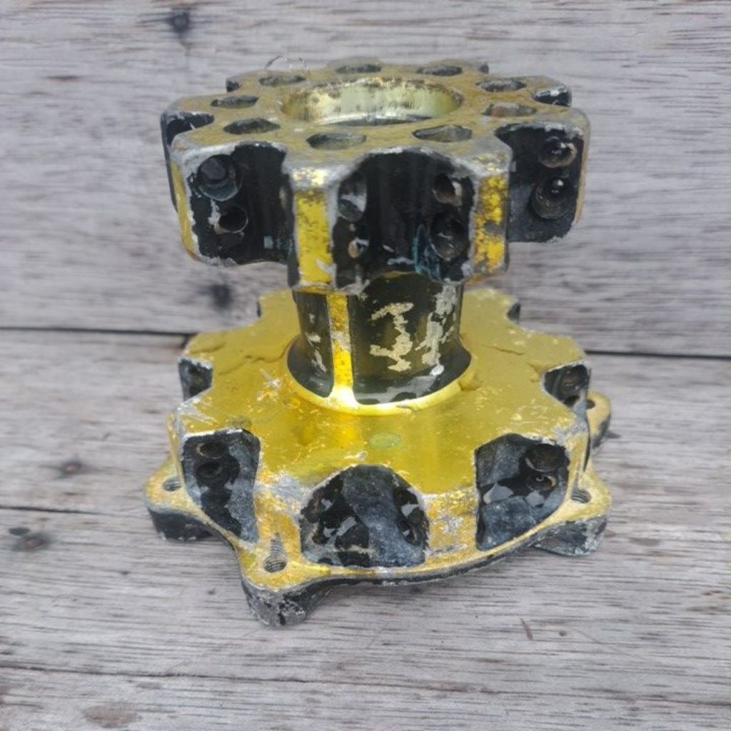 tromol depan CRF hole 36