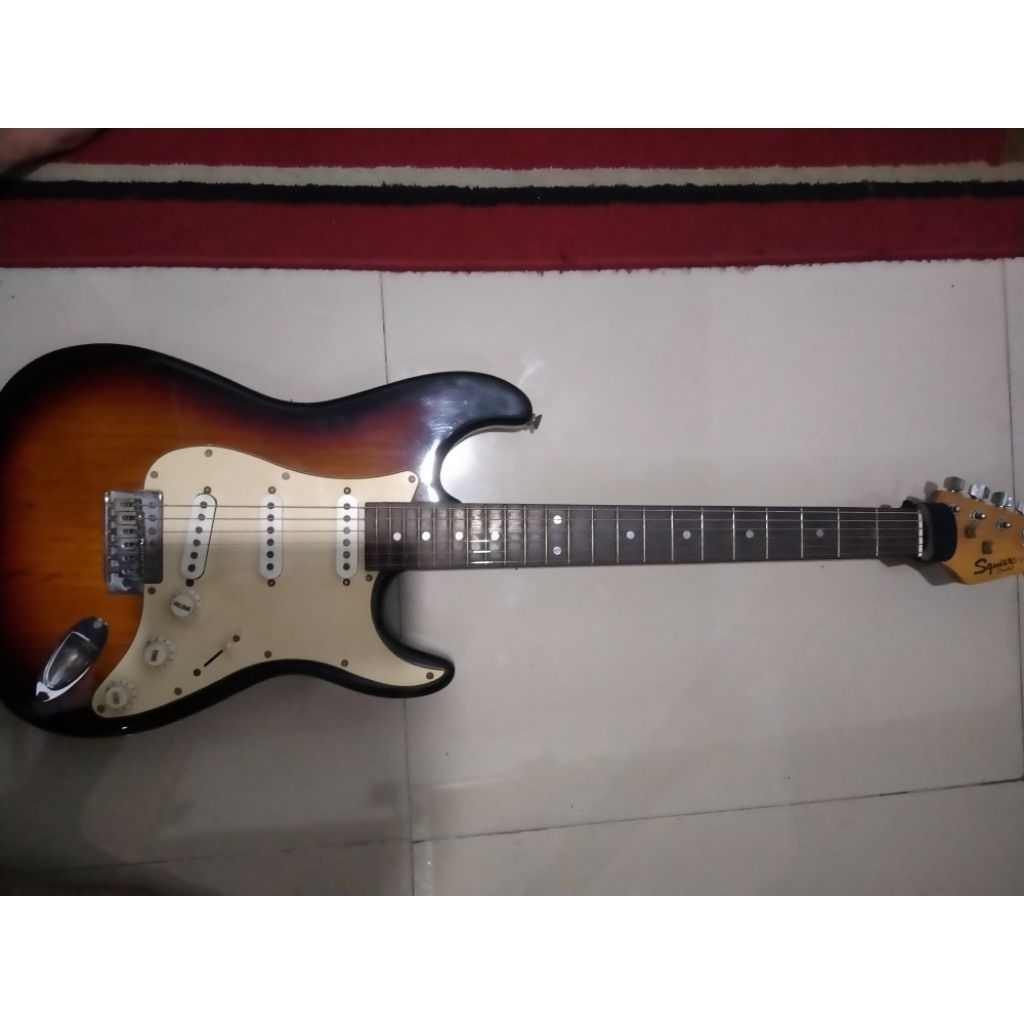 Gitar Squier California series By Fender  secound