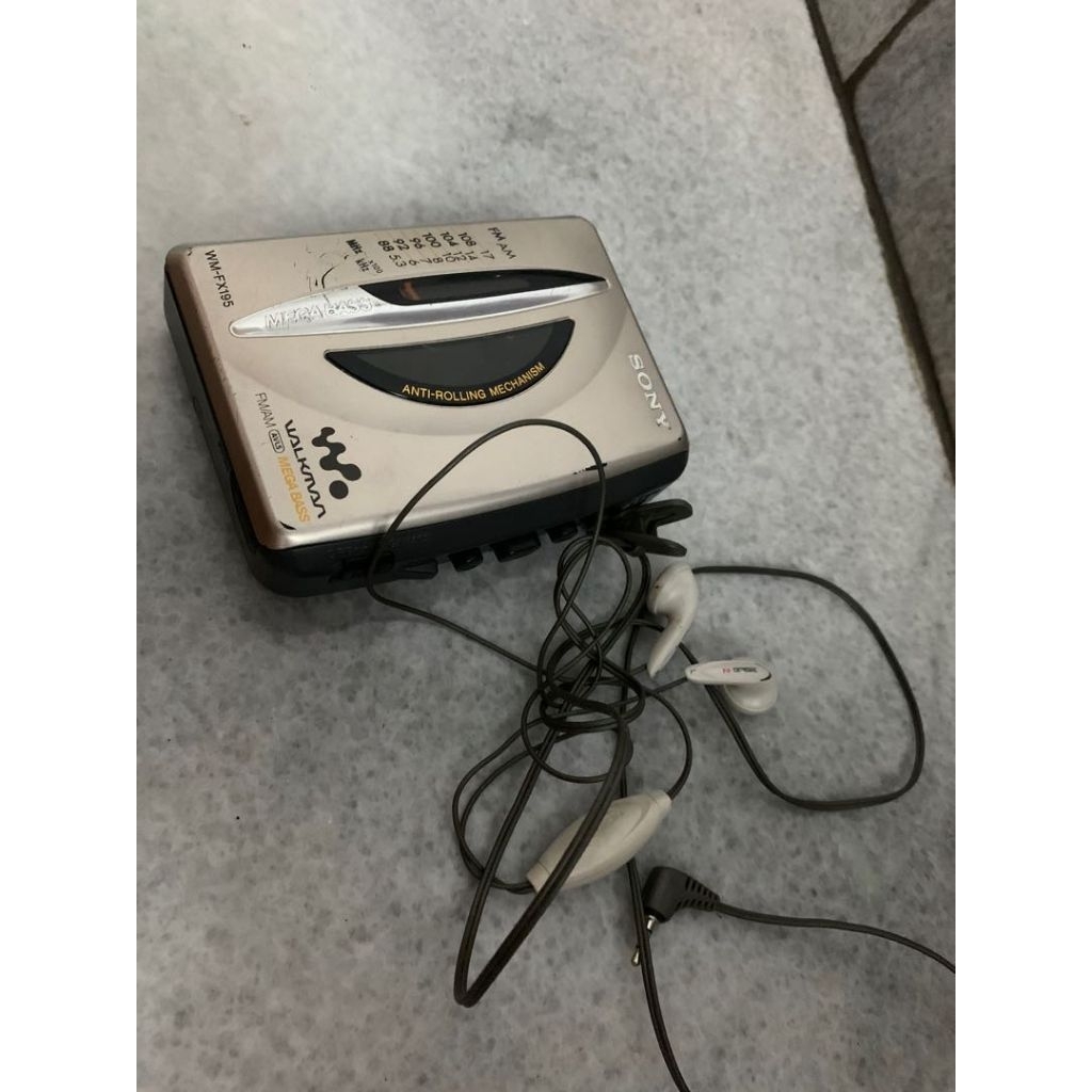 walkman  jadul bekas