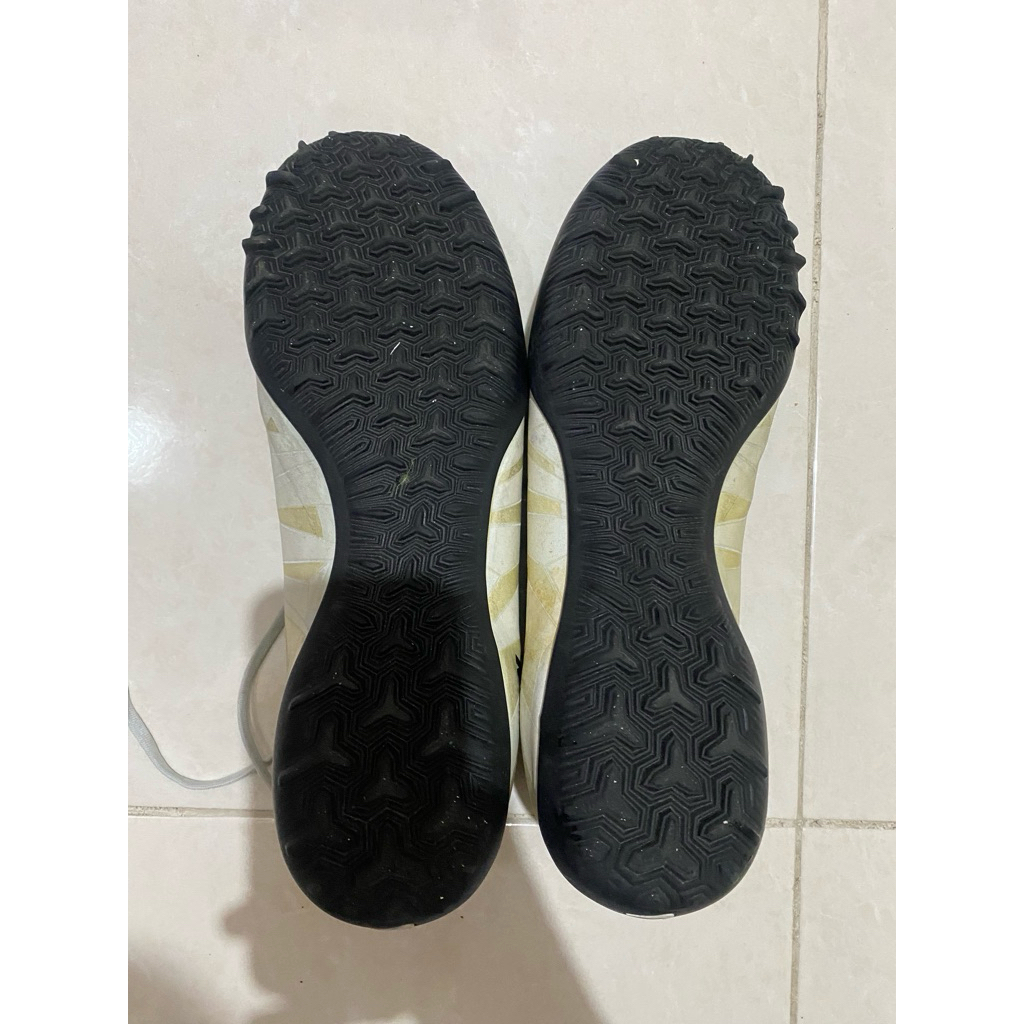 sepatu futsal nike mercurial CR7