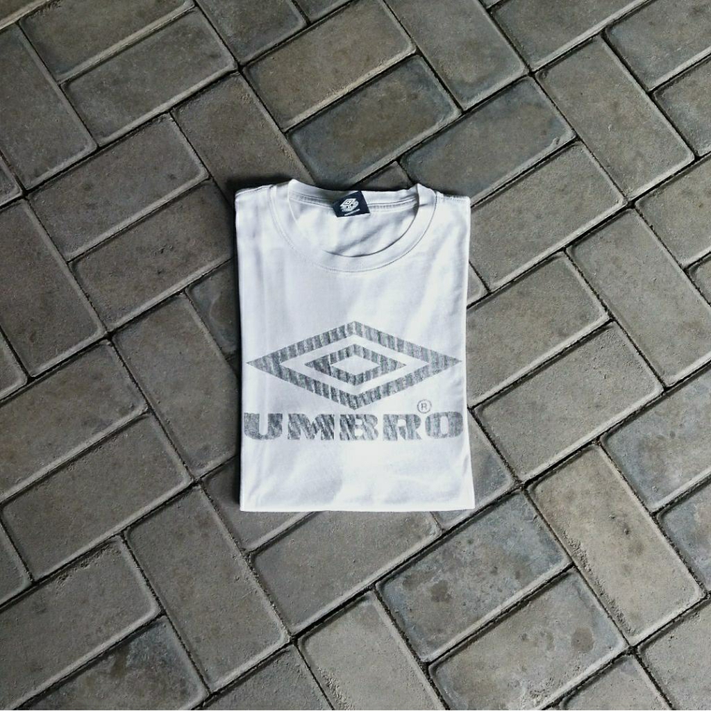 Kaos Umbro