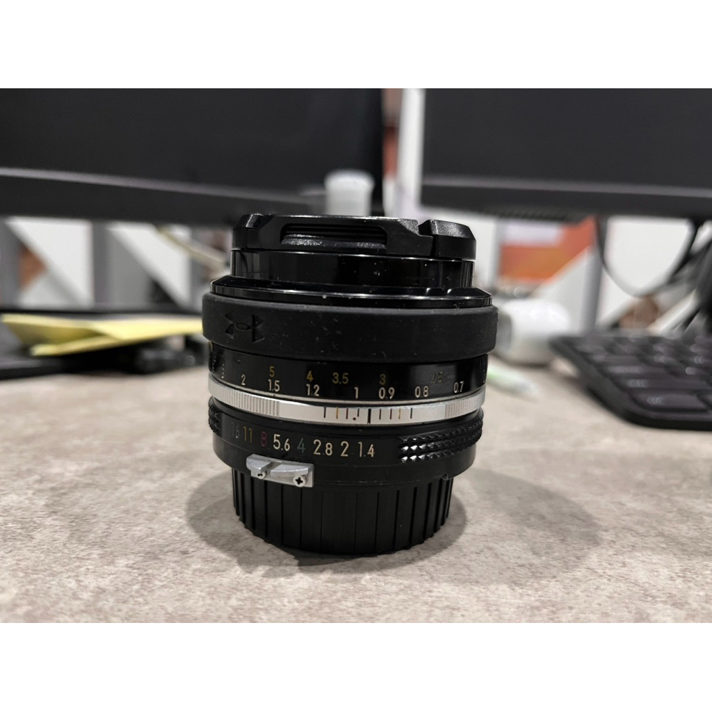 Lensa Manual Nikkor 50mm F1.4 AIS + Nikkor Q 135mm F2.8 + Adapter nikon-m43 KNF