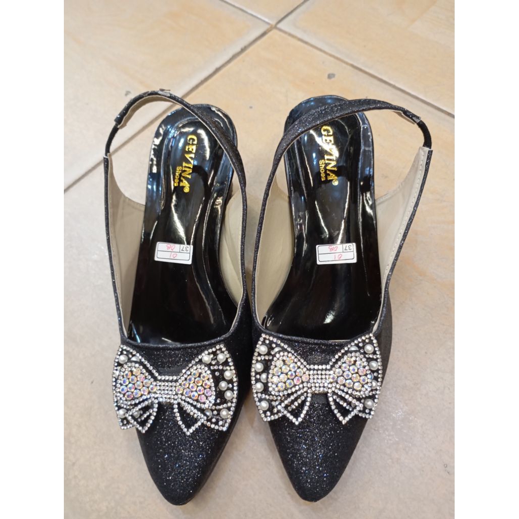 SANDAL SEPATU TALI BELAKANG GEVINA 5CM 37-40