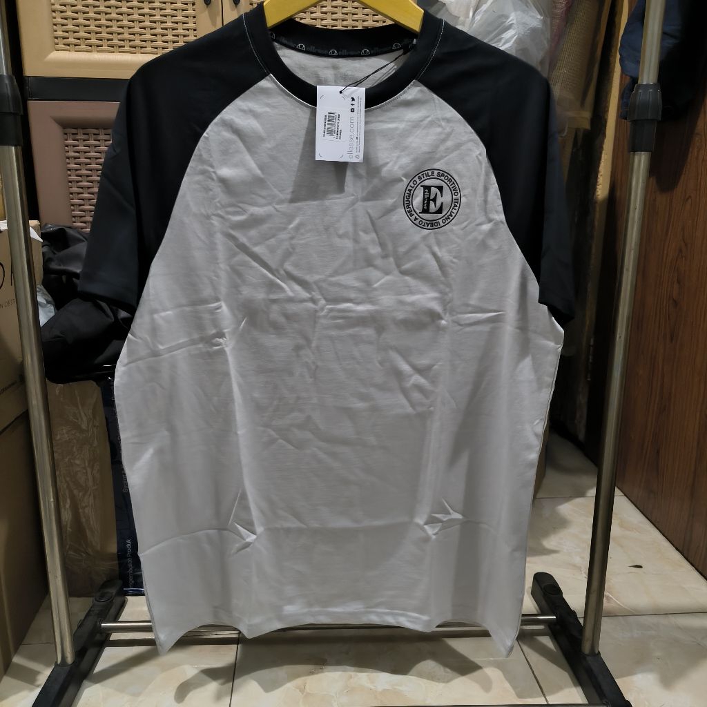 tshirt ellesse heritage micro black bnwt