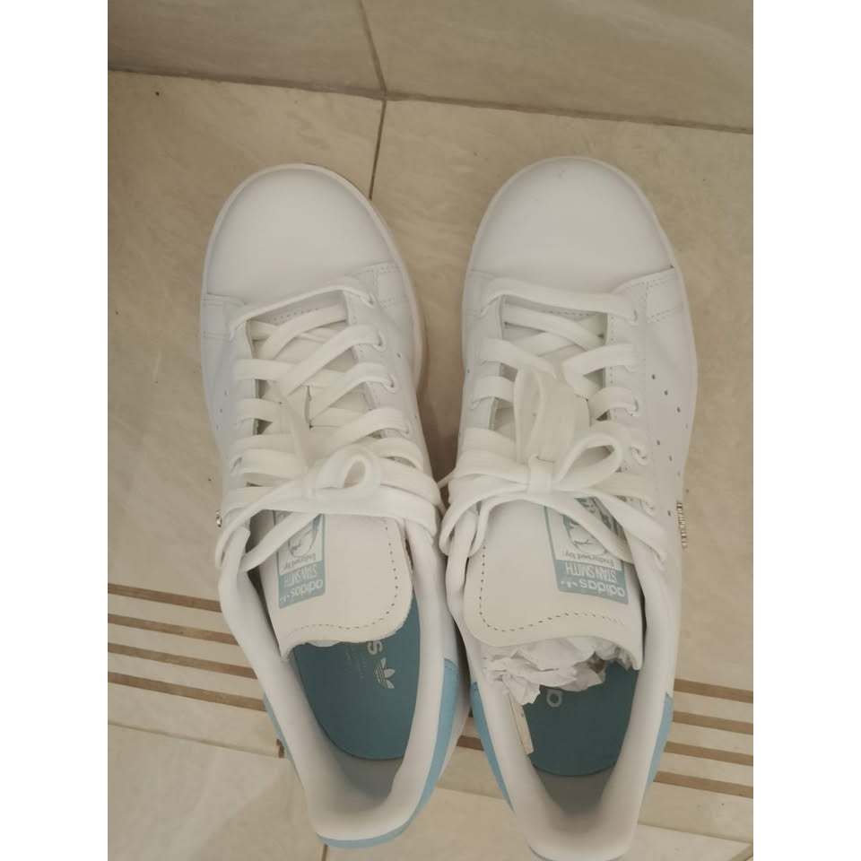 SEPATU ADIDAS STAN SMITH