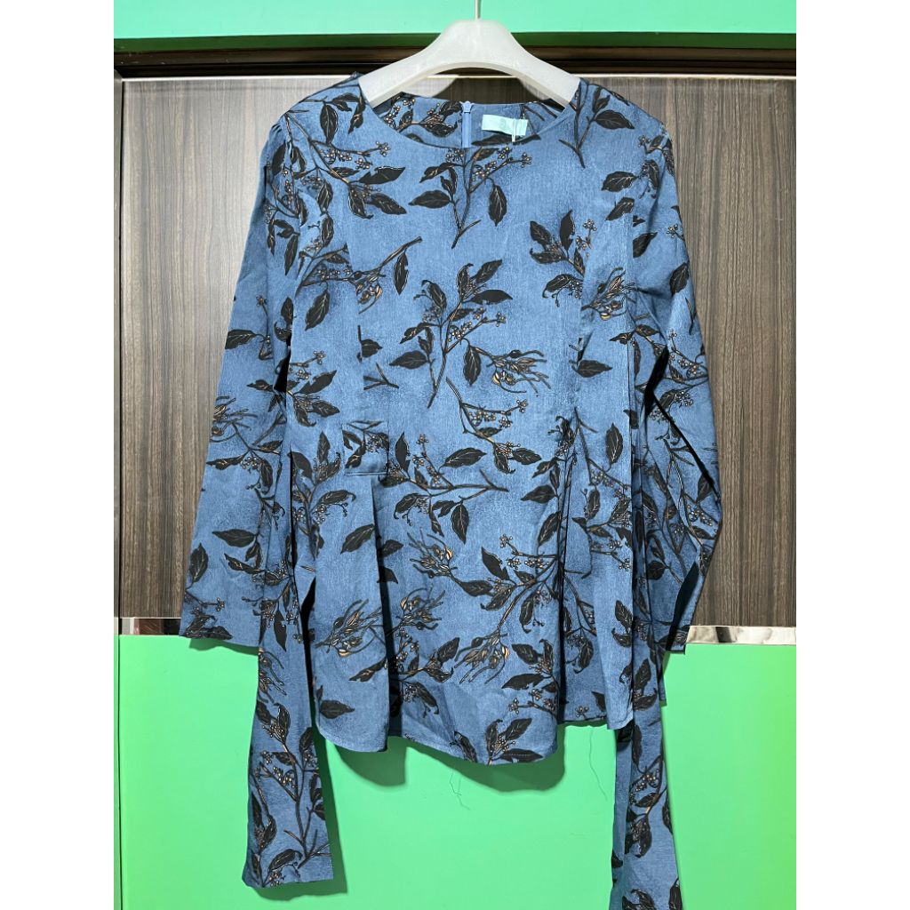 Mori - Preloved Atasan Motif