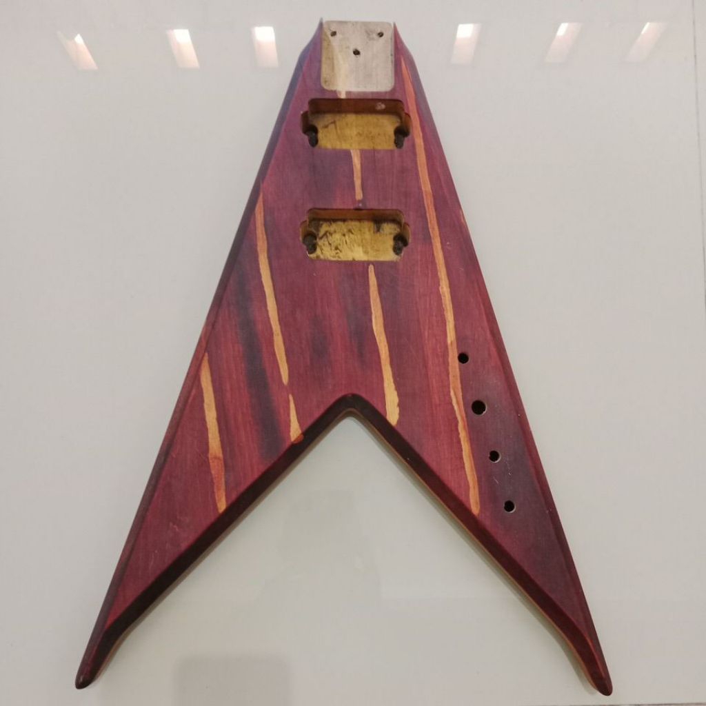 Body Gitar BC Rich Flying V