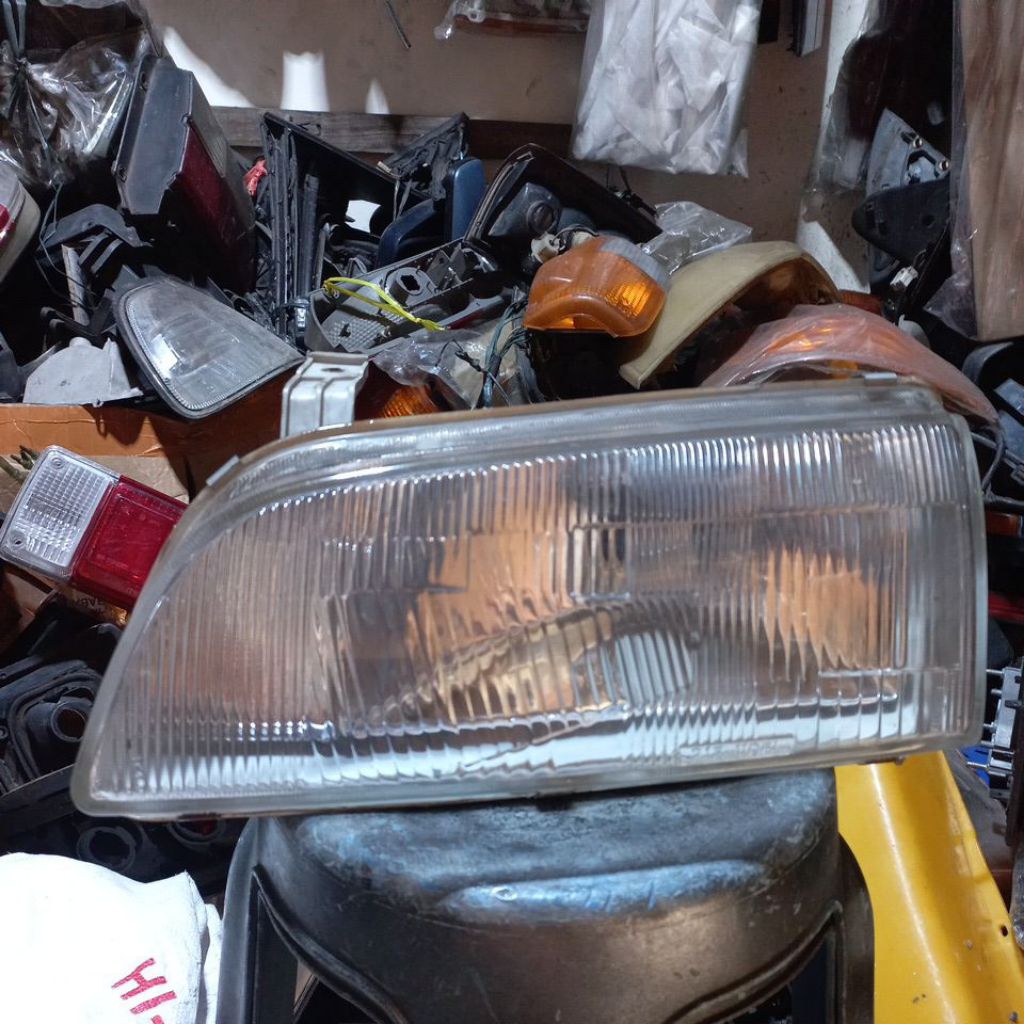 HEADLAMP LAMPU DEPAN SUZUKI SWIFT 1990 sd 1995