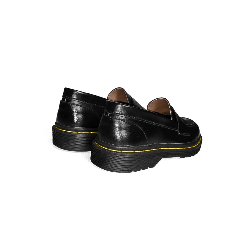 Hot Deals Brygan Craftmanship - Sepatu Slip-On Pria Adam Loafer Casual Series Shoes Hitam Sneakers