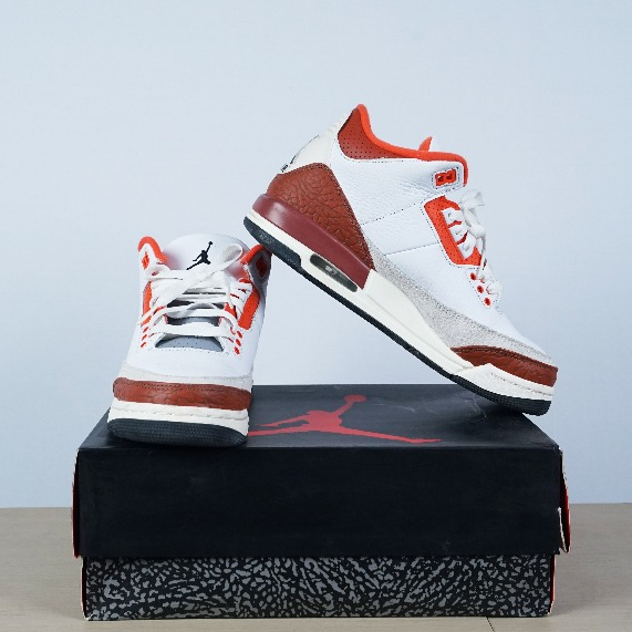 Air Jordan - 3 Retro SE Mars Stone (GS)