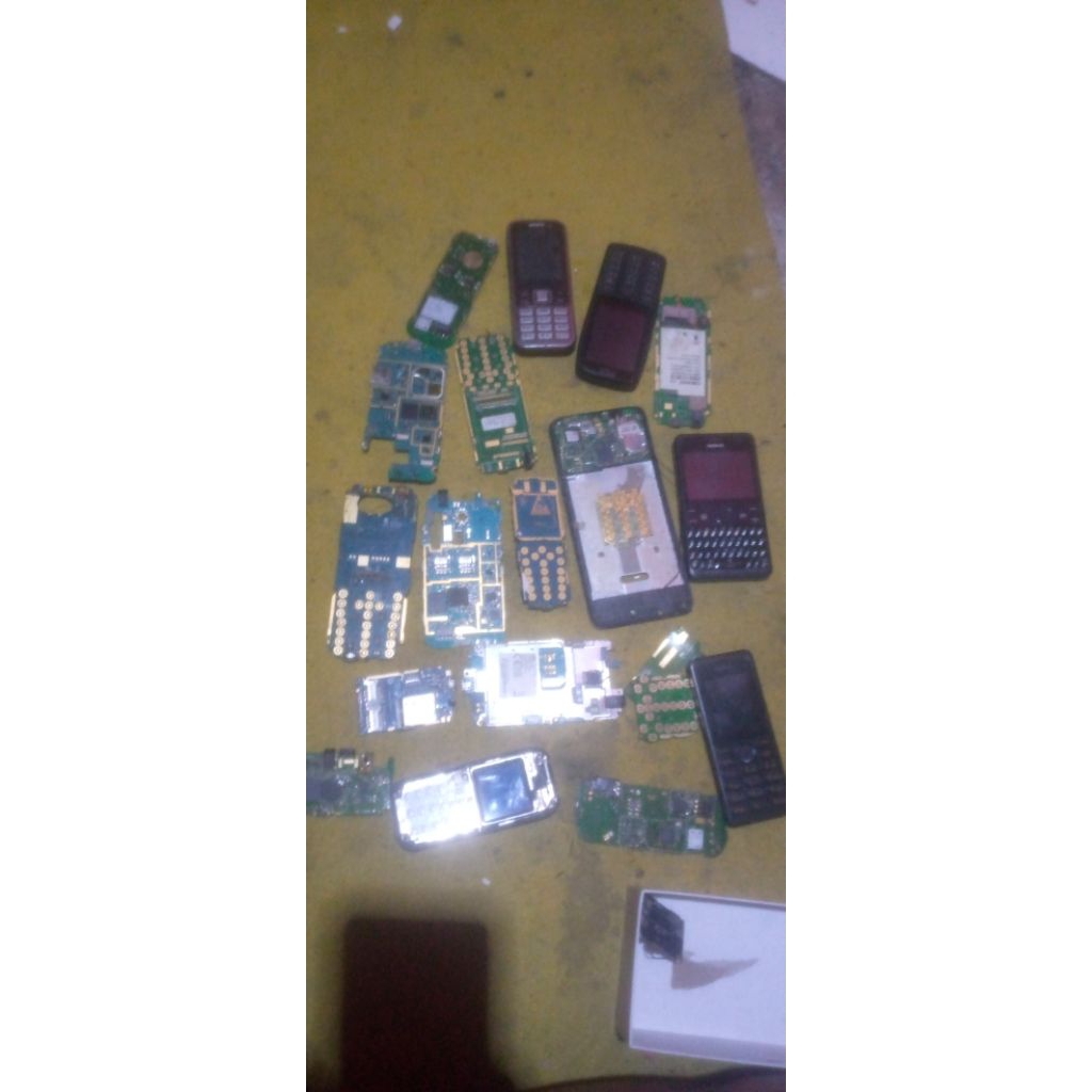 limbah elektronik hp