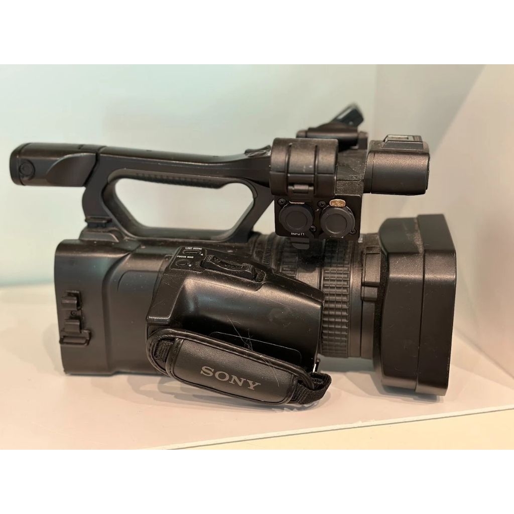 Camcorder Sony HXR NX 100