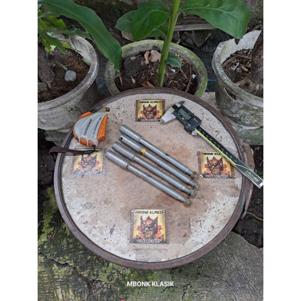 as roda tromol depan honda s90 castrol cs90 s90z s110 benly ORIGINAL BARU as tromol roda depan honda