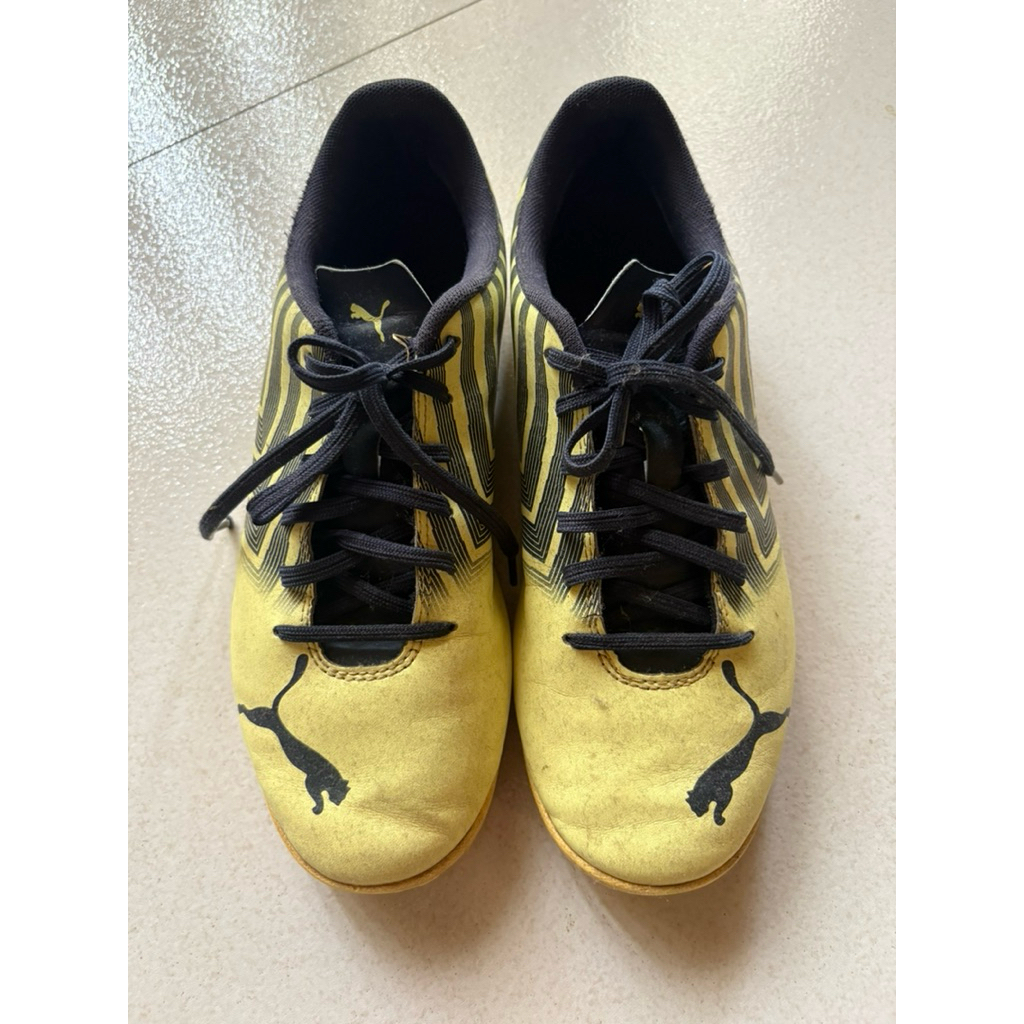 Spatu Futsal Puma