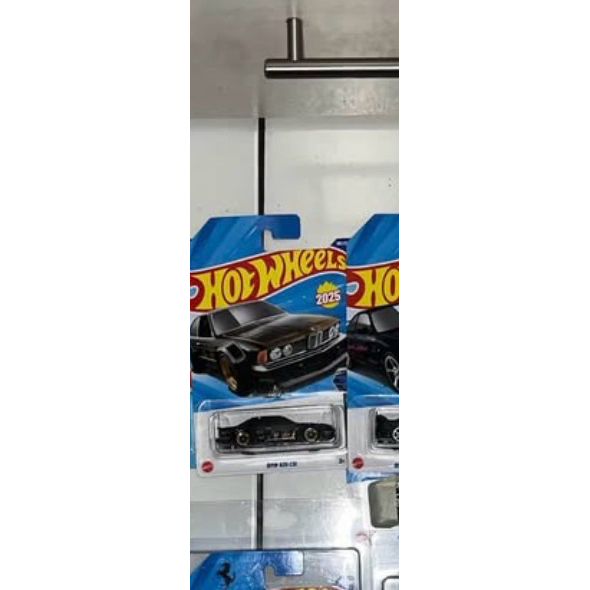 paket hotwheels