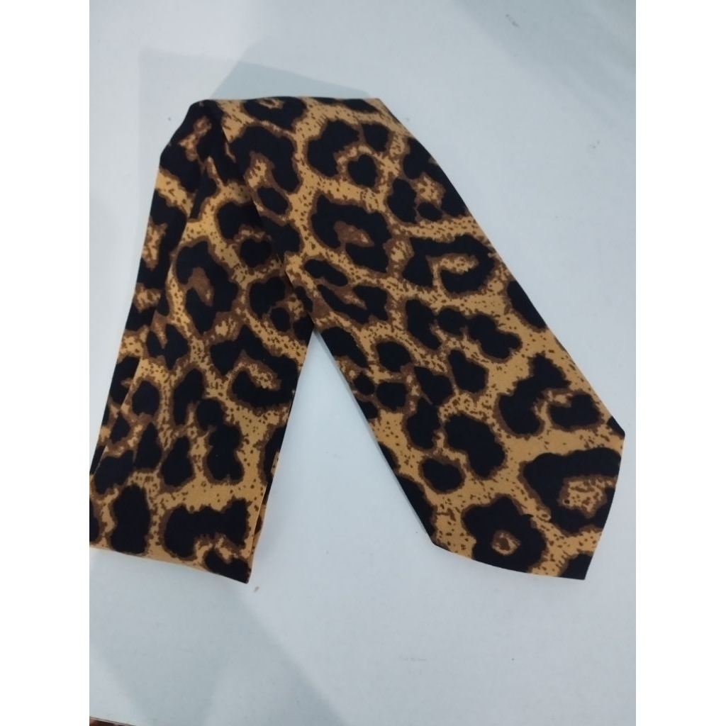 softlens ungu dan dasi nanami