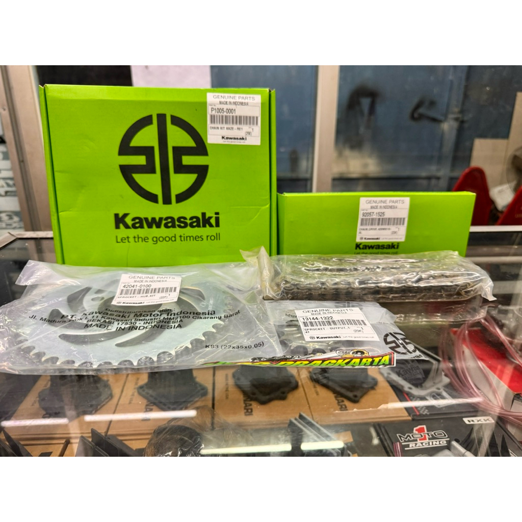 GEAR SET CHAIN KIT KAWASAKI KAZE KAZE R ATHLETE BLITZ R ORIGINAL KAWASAKI P1005-0001