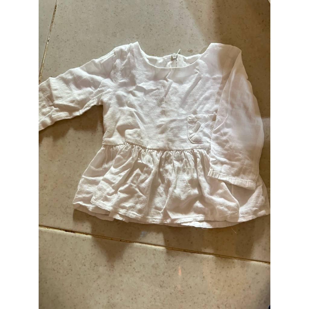 GESER SAMPING : ATASAN BAJU BAYI PRELOVED BEKAS PERNAH PAKAI SEPERTI BARU SLEEPSUIT PIYAMA OVERALL K