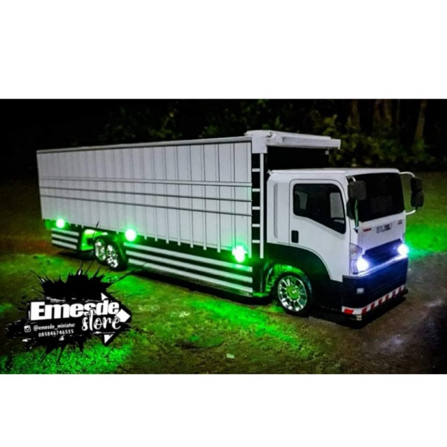 Miniatur truk Tronton hino 500 rc remot control pake lampu leed rgb warna warni
