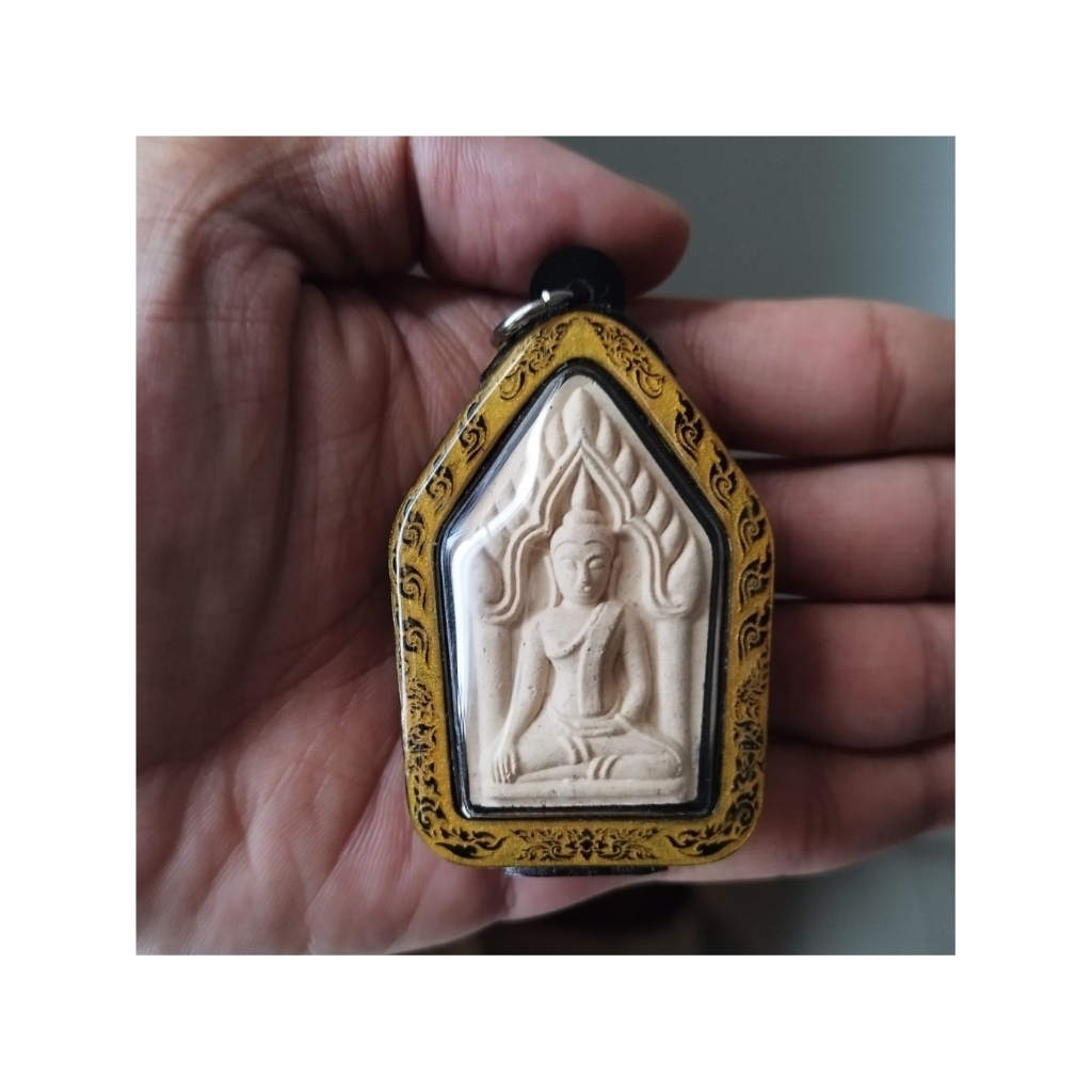 Liontin Thai Khun Paen Hoonpayon