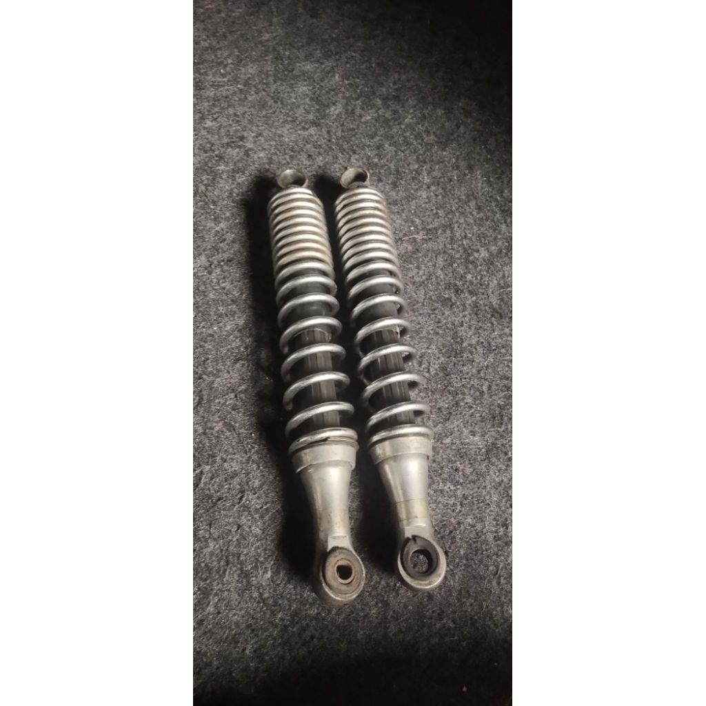 shock belakang supra125/karisma ori service