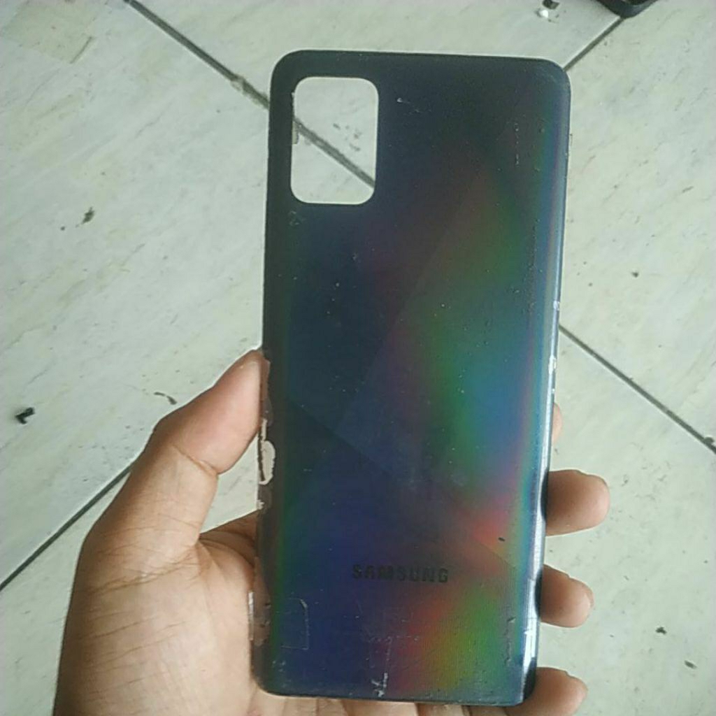 backdoor only bekas samsung a51, minus cat menglupas