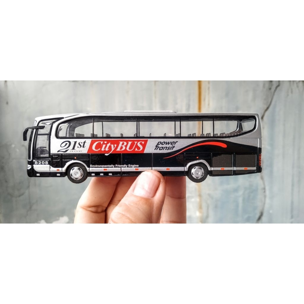 Realtoy action city coach bus 1/87 city bus