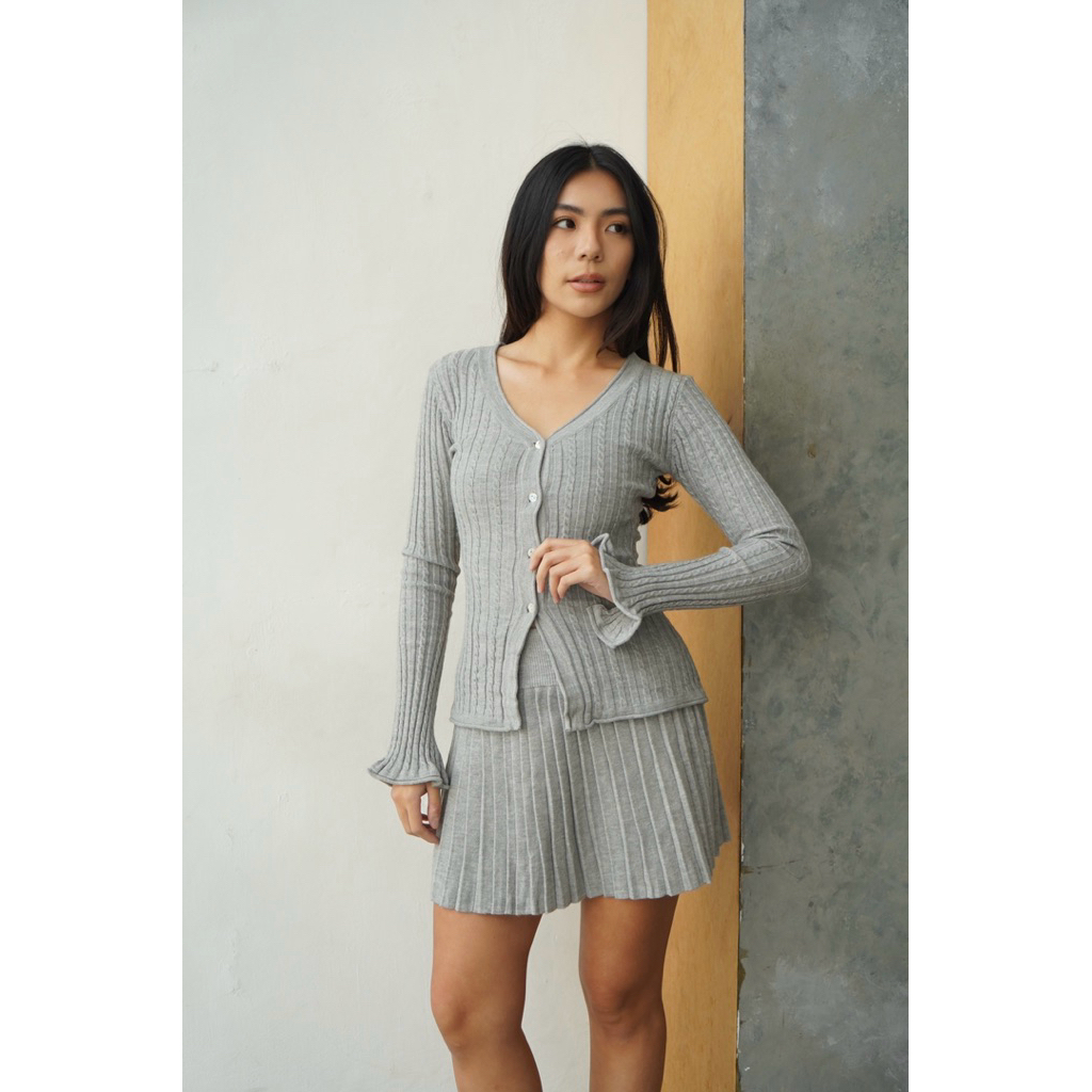 OZARI - Arunika knit set | setelan wanita