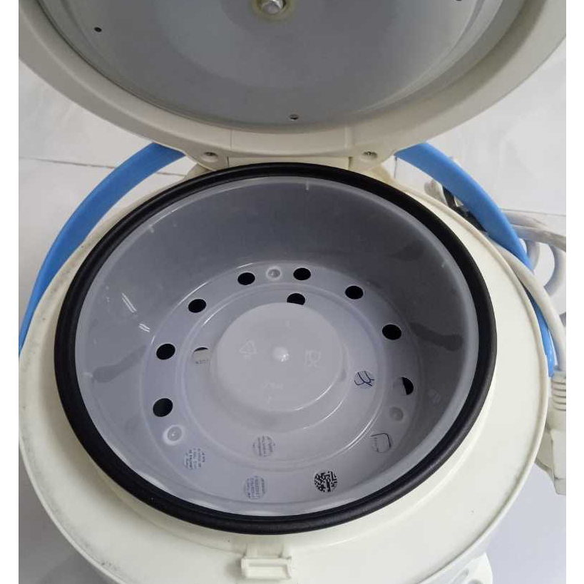 New Rice Cooker Miyako Magic Com 606A Magic Com Kecil 0,6 Liter