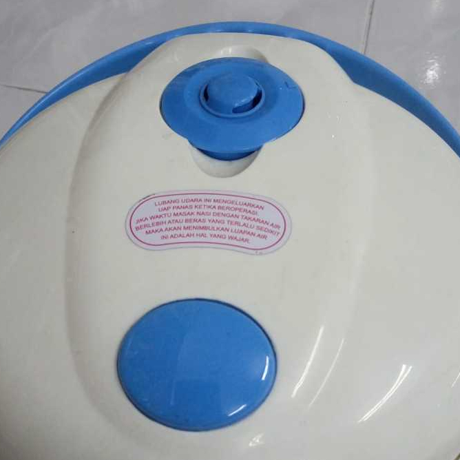 BEST SALE Rice Cooker Miyako Magic Com 606A Magic Com Kecil 0,6 Liter