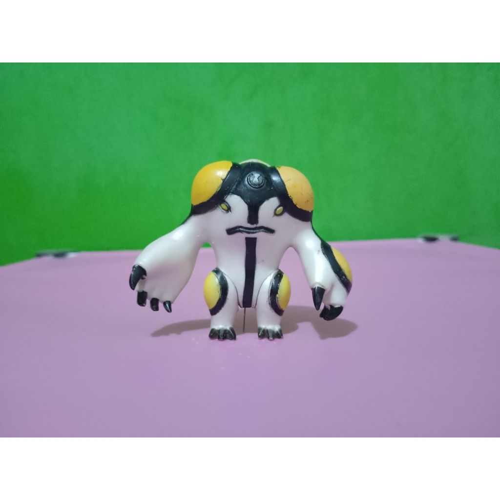 Figure BEN 10 ULTIMATE ALIEN - CANNONBOLT - Murah Retro Vintage Rare Koleksi Mainan Anak Anak Nostal